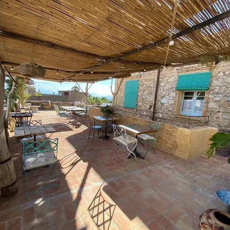 Farm stay Massana Pau